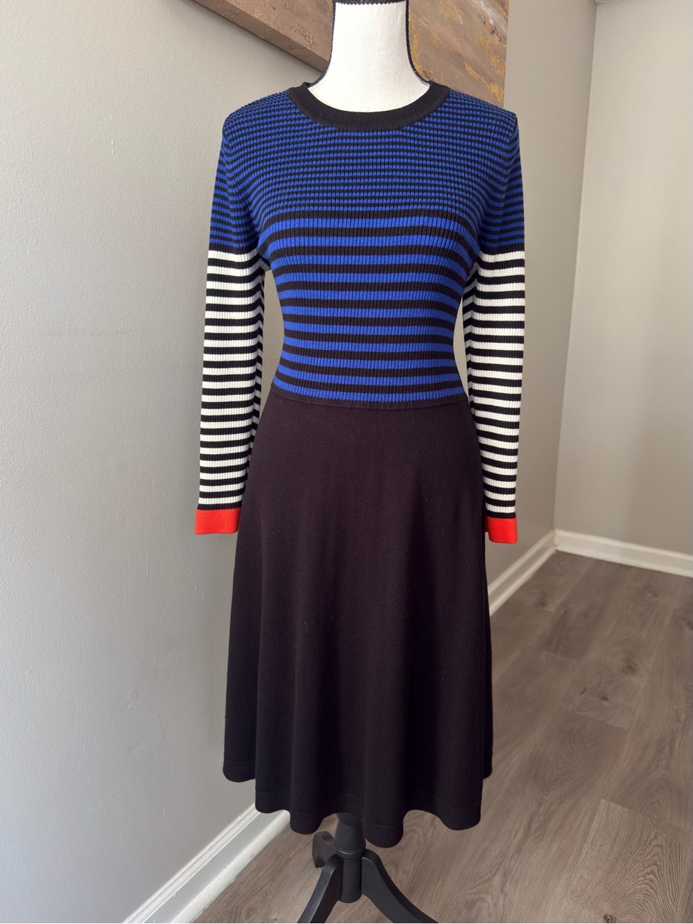 Eliza J Striped Knit Fit & Flare Sweater Dress Size Medium Blue Black